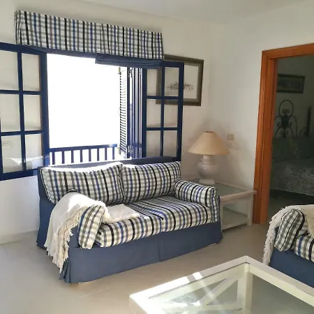 La Caleta * فامارا